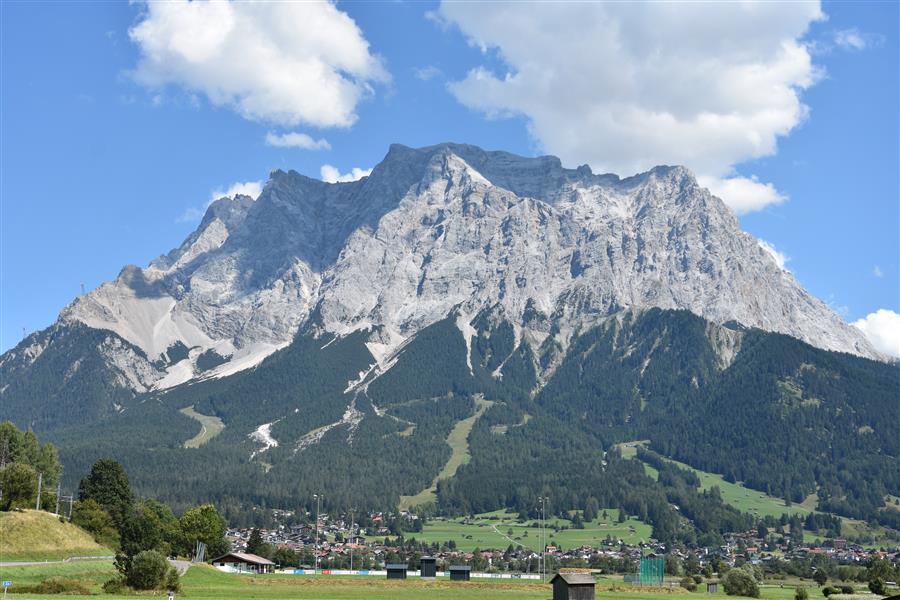 Ein gewaltiger Berg 2964m, erstmals am 27. August 1820 bestiegen