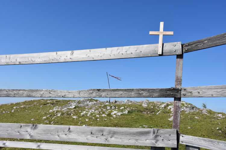 Das kleinste Gipfelkreuz, Windgrube 1810m, Aflenz Stmk.